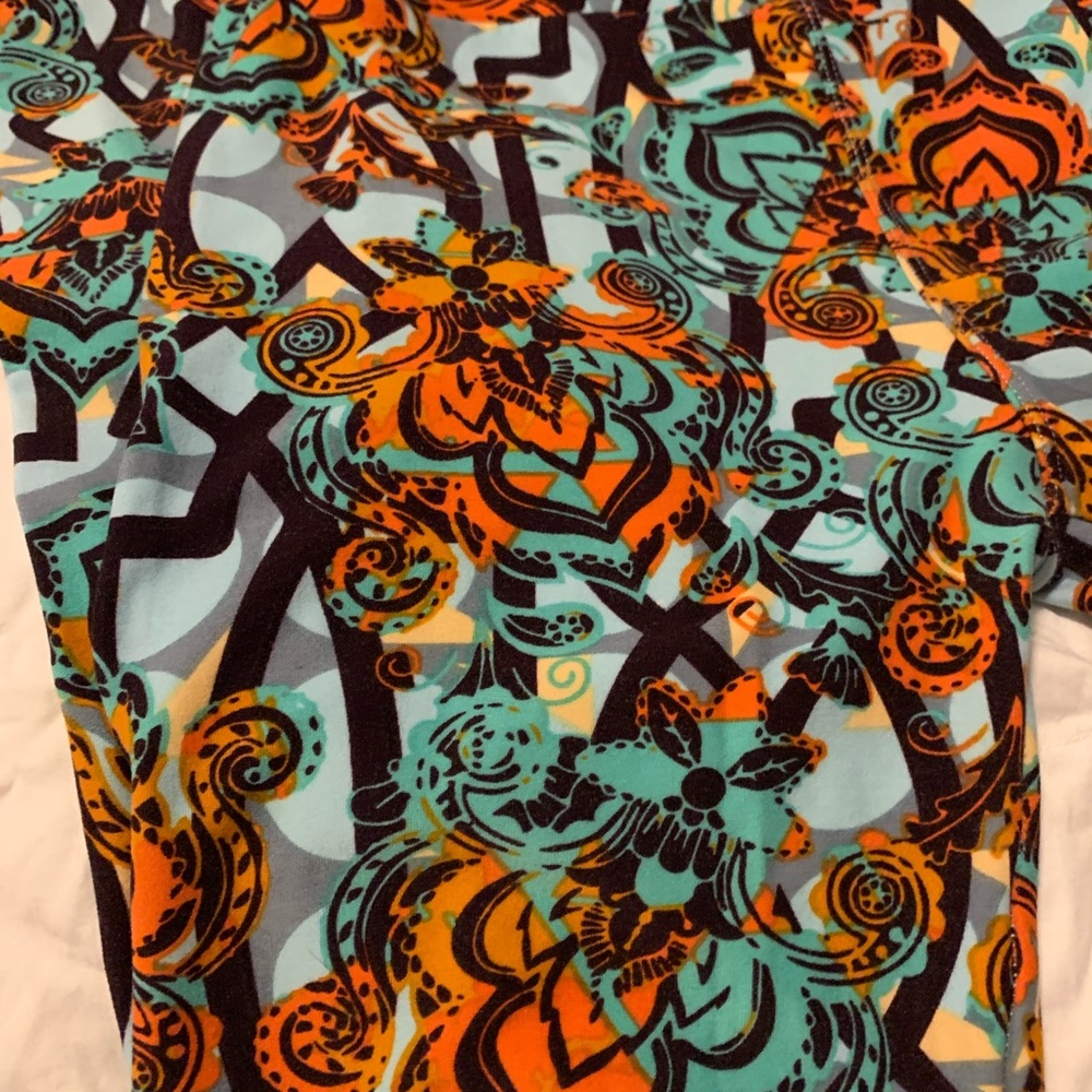 LuLaRoe leggings